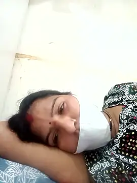 Snapshot of punamji_sexe chatting on 03-22-26, 12:14 punamji sexe online show from 03-22-26, 12:14