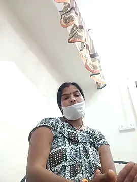 Snapshot of punamji_sexe chatting on 03-25-26, 06:47 punamji sexe online show from 03-25-26, 06:47