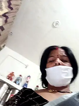 Snapshot of punamji_sexe chatting on 03-26-26, 07:36 punamji sexe online show from 03-26-26, 07:36