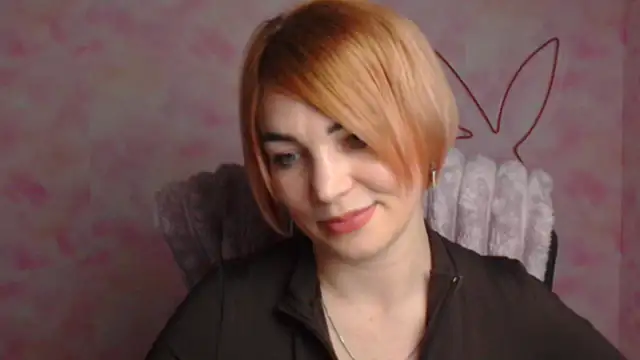 Snapshot of CuttieEmma chatting on 04-01-26, 11:33 CuttieEmma online show from 04-01-26, 11:33