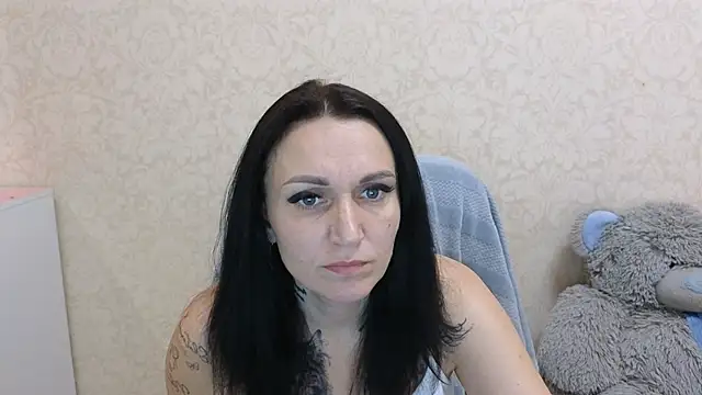Snapshot of LalyaSkyy chatting on 02-18-26, 05:47 LalyaSkyy online show from 02-18-26, 05:47