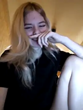 EsterSteele online show from 02-05-26, 01:27