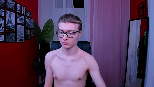 Snapshot of Emmit_Barker chatting on 03-17-26, 10:29 Emmit Barker online show from 03-17-26, 10:29