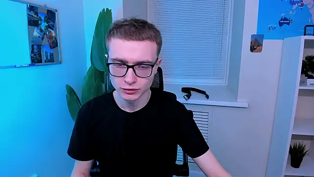 Snapshot of Emmit_Barker chatting on 03-20-26, 10:20 Emmit Barker online show from 03-20-26, 10:20