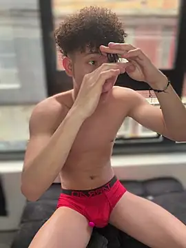 yoursexyjose online show from 05-06-26, 07:30