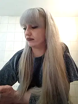 CoMiZrobiszJakMnieZl online show from 02-17-26, 05:37