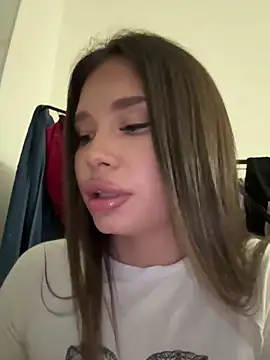 Bella Way online show from 02-11-26, 03:28