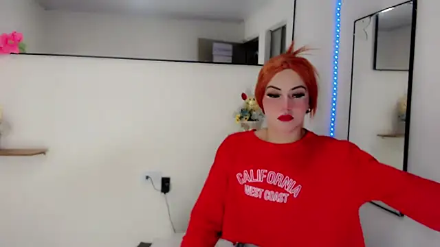 NathalialLooes online show from 05-05-26, 05:15