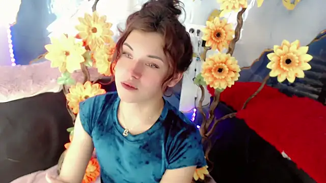 NathalialLooes online show from 06-14-26, 05:42