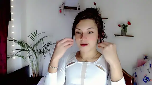 NathalialLooes online show from 06-23-26, 09:02
