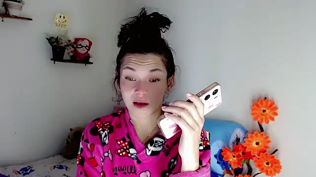 NathalialLooes online show from 06-26-26, 09:19