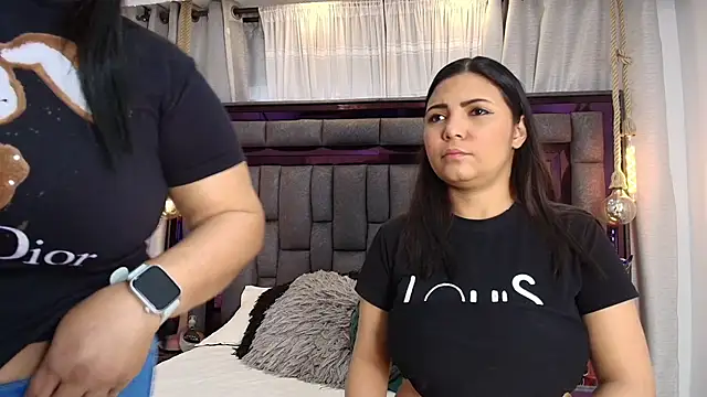 Karina Mendoza online show from 05-09-26, 11:59