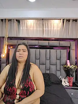Karina Mendoza online show from 07-12-26, 12:07