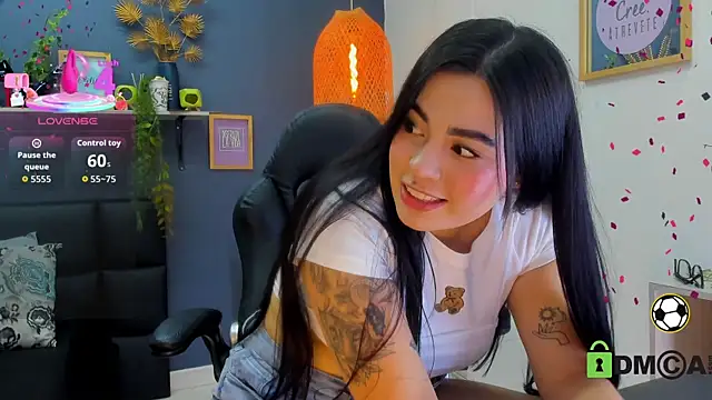 eliza pink24 online show from 06-20-26, 05:27