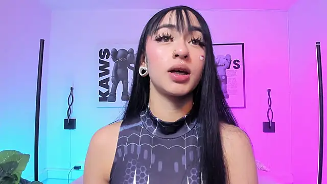 Maddie Rosee online show from 03-24-26, 03:33