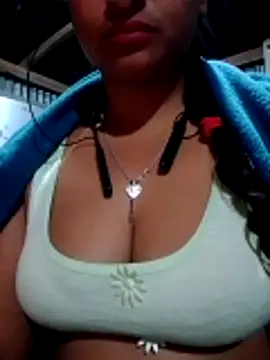 Lovely-hot6 online show from 02-10-26, 03:49