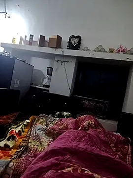 Divyanshi hott online show from 02-08-26, 04:32