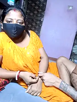 Snapshot of Fetish-Couple2 chatting on 02-13-26, 10:55 Fetish-Couple2 online show from 02-13-26, 10:55