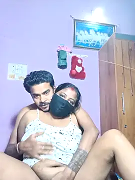 Snapshot of Fetish-Couple2 chatting on 03-08-26, 08:45 Fetish-Couple2 online show from 03-08-26, 08:45