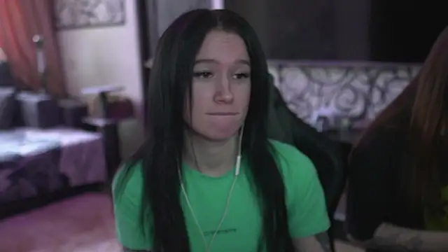 Carolina G0lden online show from 02-21-26, 10:49