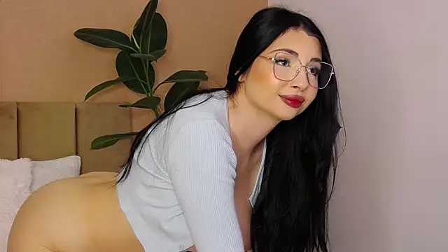 BellaHere online show from 05-16-26, 06:32