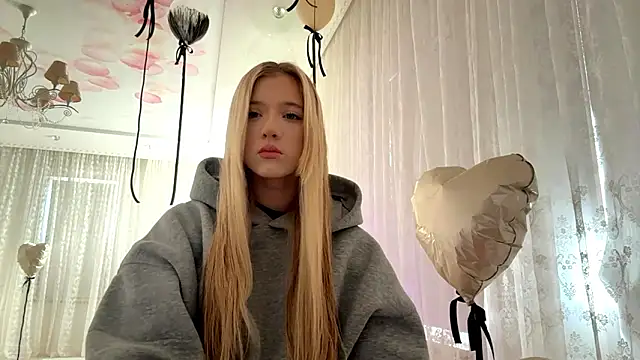 IvyArmbrister online show from 03-04-26, 02:34