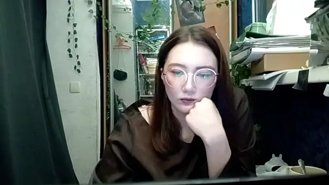 PhoebePalmer online show from 03-21-26, 08:23