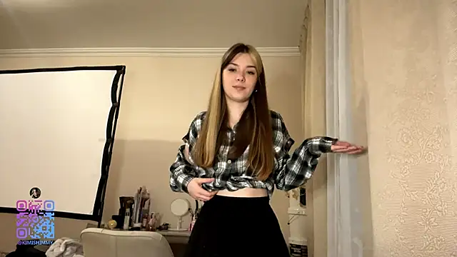 Kimi Luckman online show from 02-06-26, 04:21