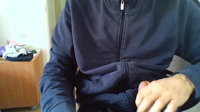 Snapshot of andre_italy chatting on 04-02-26, 01:31 andre italy online show from 04-02-26, 01:31