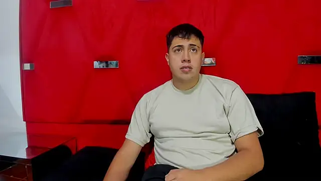 Emma And Darling online show from 02-09-26, 01:48