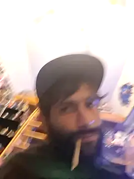 Snapshot of TrndSettr chatting on 02-14-26, 08:44 TrndSettr online show from 02-14-26, 08:44