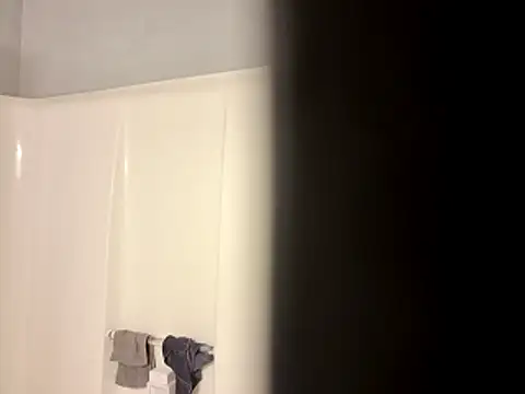 Snapshot of TrndSettr chatting on 03-11-26, 10:49 TrndSettr online show from 03-11-26, 10:49