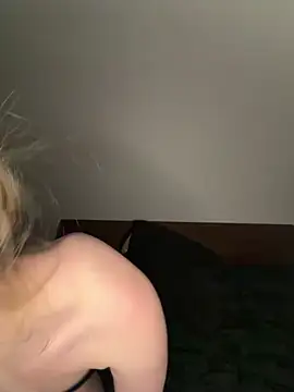 Snapshot of Zoey__08 chatting on 03-02-26, 08:59 Zoey 08 online show from 03-02-26, 08:59