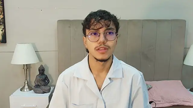 Snapshot of kai_storn chatting on 05-24-26, 11:15 kai storn online show from 05-24-26, 11:15