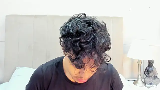Snapshot of kai_storn chatting on 07-01-26, 11:12 kai storn online show from 07-01-26, 11:12