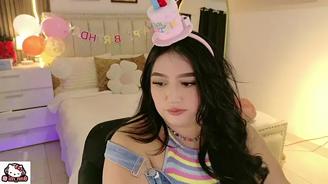 Snapshot of ninna_sweet chatting on 03-08-26, 01:48 ninna sweet online show from 03-08-26, 01:48