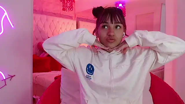 Kitty madness online show from 03-06-26, 02:02