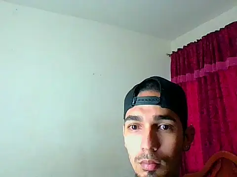 Snapshot of Stiward_newman chatting on 03-16-26, 11:47 Stiward newman online show from 03-16-26, 11:47
