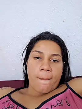 Snapshot of Cris18sexy chatting on 04-28-26, 01:15 Cris18sexy online show from 04-28-26, 01:15