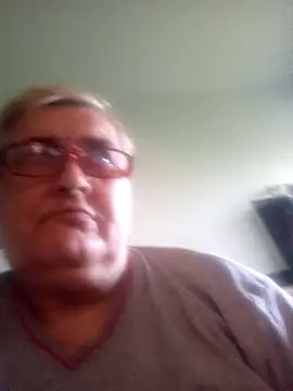Snapshot of SusanStar874 chatting on 06-25-26, 05:17 SusanStar874 online show from 06-25-26, 05:17