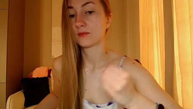 BluueSilk online show from 12-25-24, 07:35