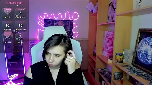 Scarlet Sirenn online show from 02-09-26, 07:23