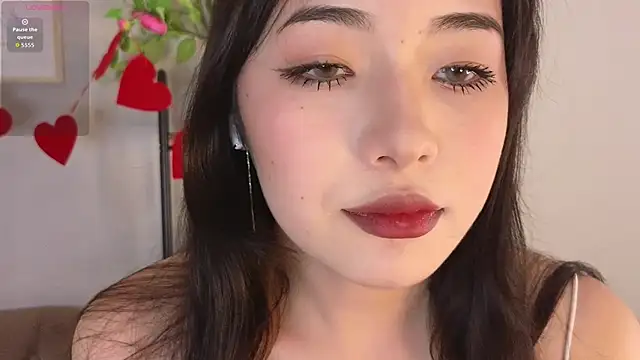 Noiry Vuvez online show from 05-31-26, 08:10