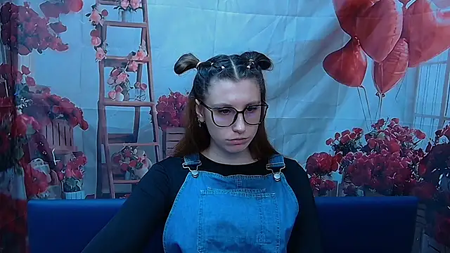 LilianaShine online show from 03-08-26, 06:17