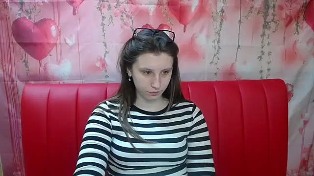 LilianaShine online show from 05-06-26, 05:03