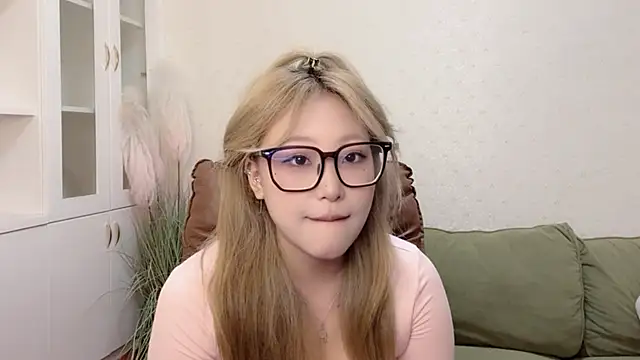 Snapshot of SM_JIAJIA_ZL chatting on 06-21-26, 11:46 SM JIAJIA ZL online show from 06-21-26, 11:46