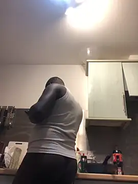 Truelove001 online show from 02-06-26, 08:23