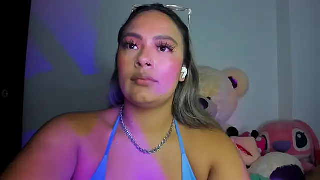 Kylievoos online show from 03-12-26, 01:12