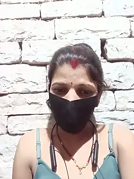 Divya-11431 online show from 06-20-26, 08:39