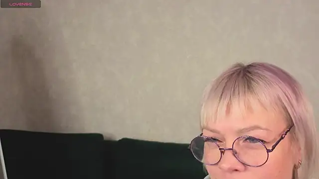 Snapshot of Ann_Annise chatting on 03-05-26, 01:01 Ann Annise online show from 03-05-26, 01:01